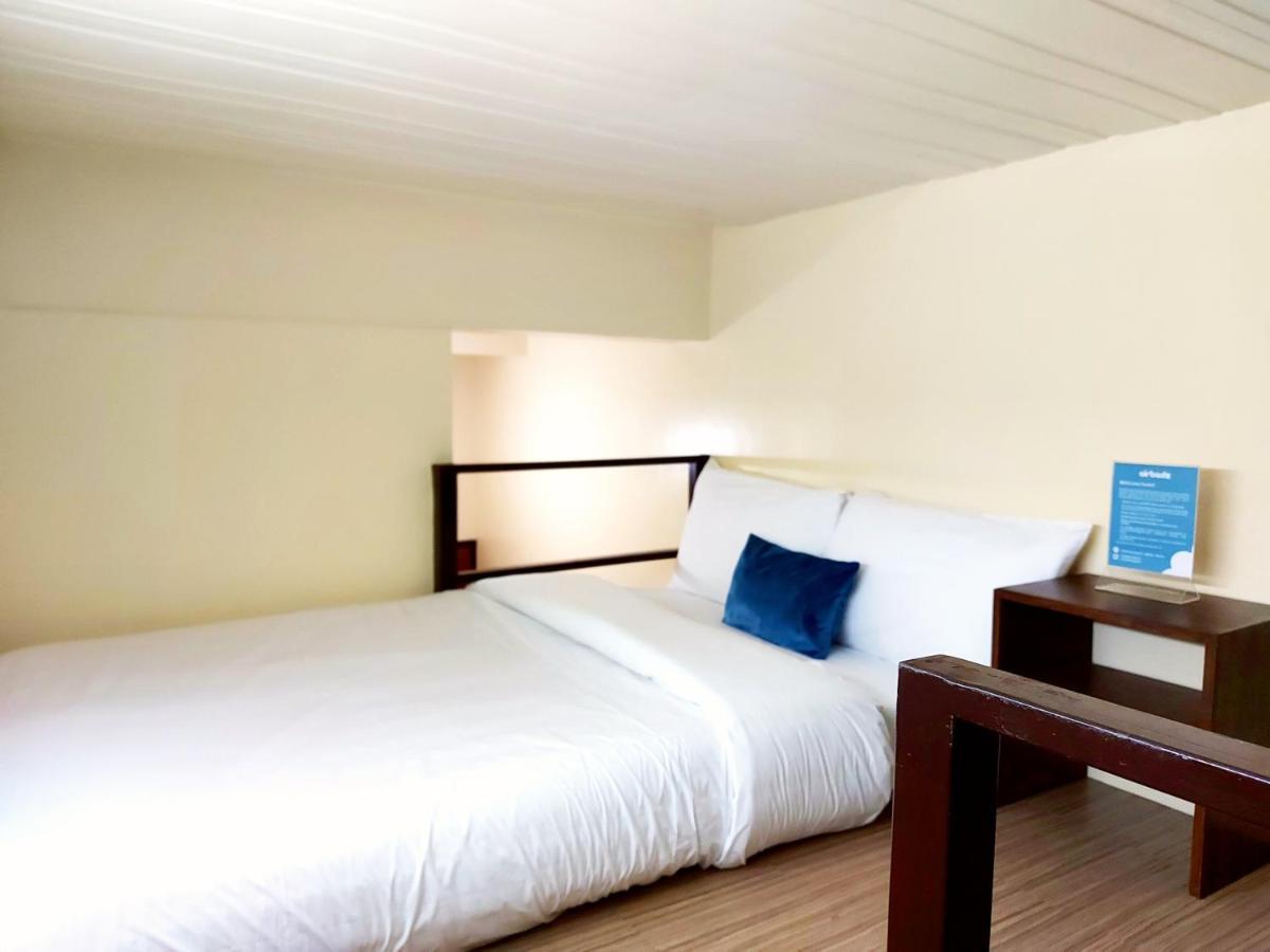 Airobedz Manila - A Value Hotel Exteriör bild