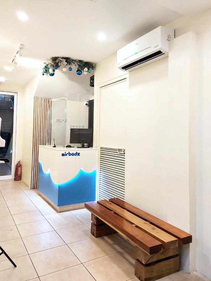 Airobedz Manila - A Value Hotel Exteriör bild